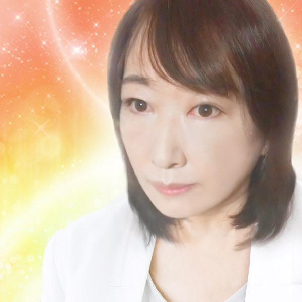 鈴依先生の公式プロフィール画像